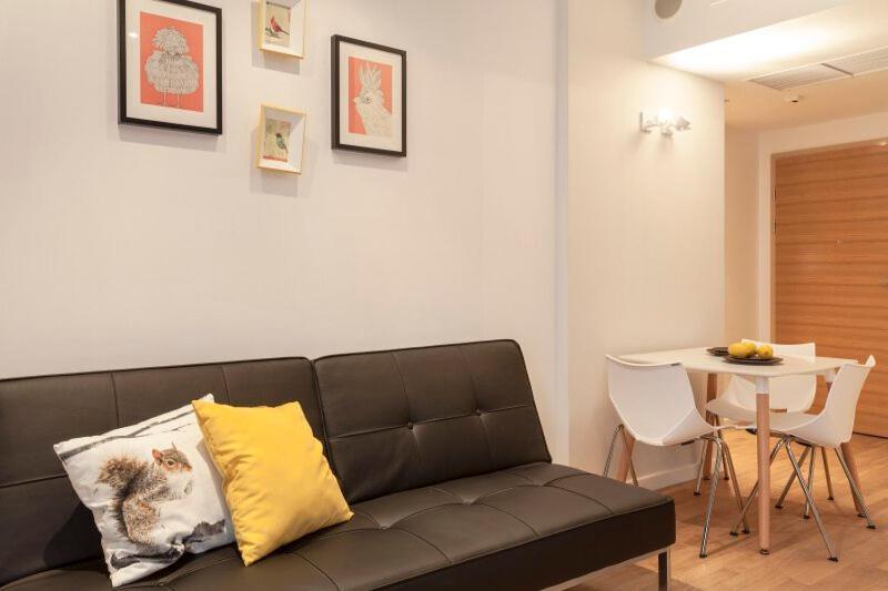 Apartments City Center Wroclaw - Parking Wliczony W Cene Ngoại thất bức ảnh